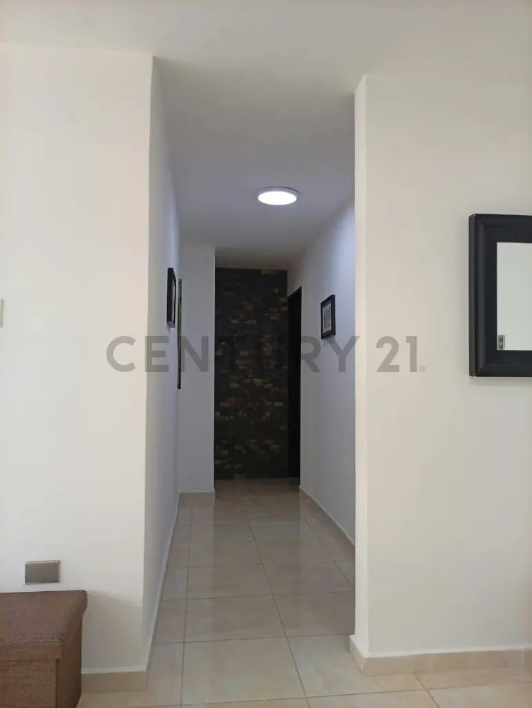 Apartamento Amoblado en Alquiler - 5