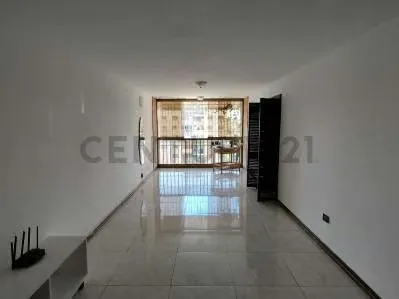 Apartamento de 92mts en Venta Urb Quenda Los Teques - 2