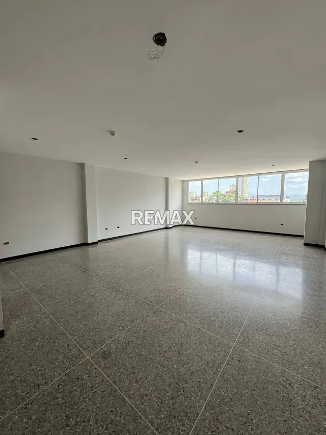 EDIFICIO EN VENTA - 18