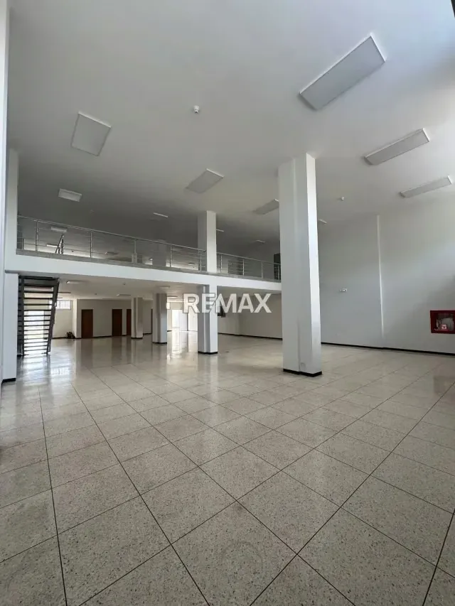 EDIFICIO EN VENTA - 5