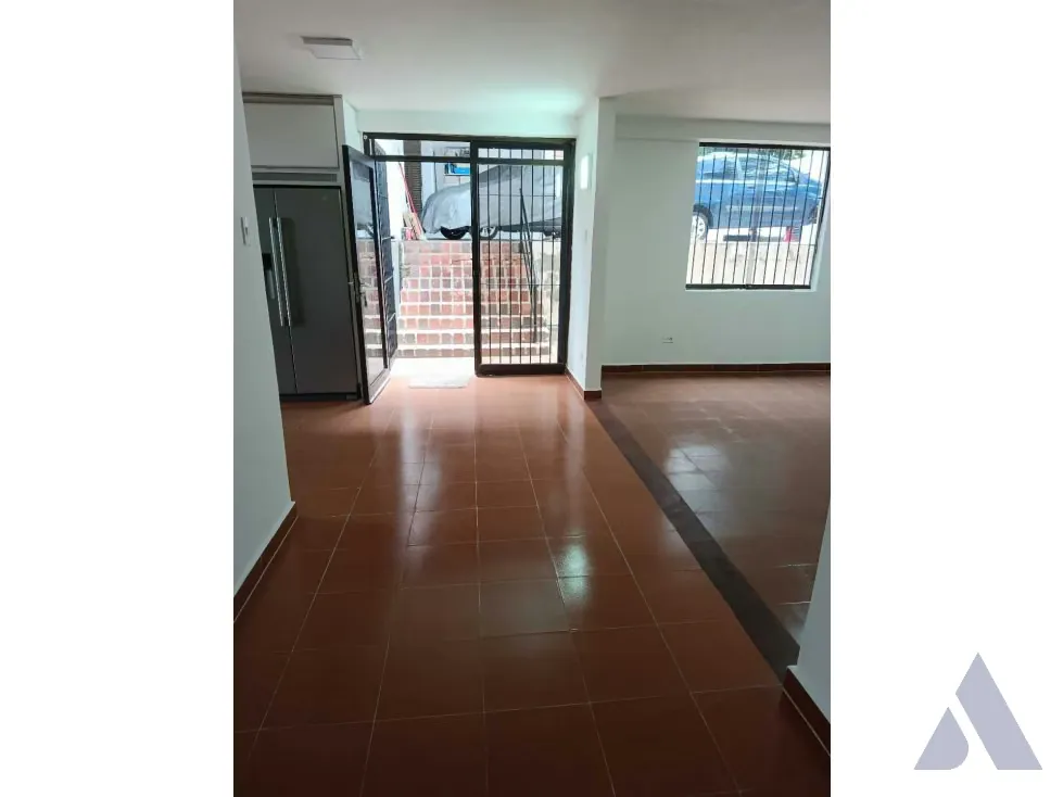 Alquilo anexo 120m2 La Lagunita 9086 - 12