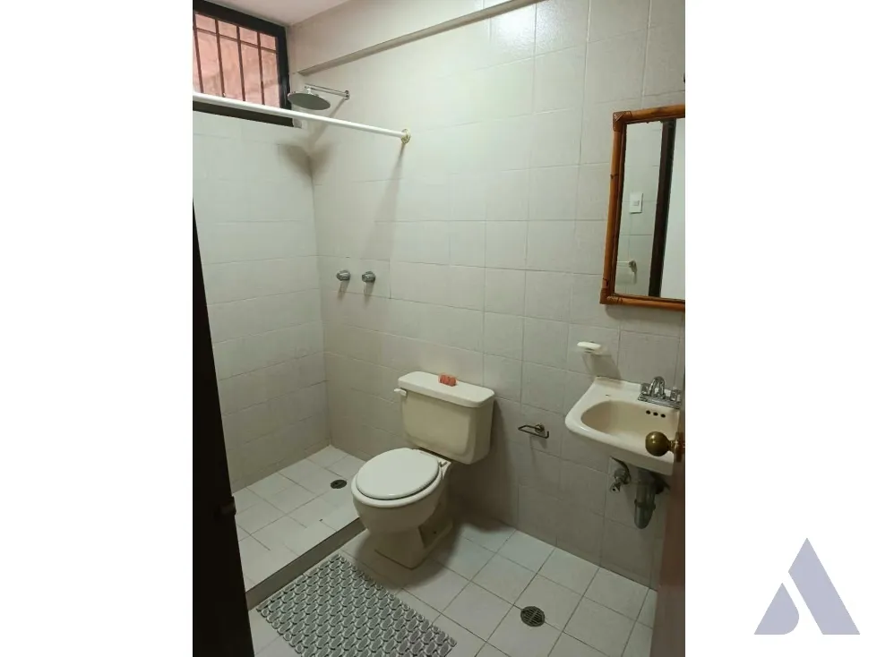 Alquilo anexo 120m2 La Lagunita 9086 - 10