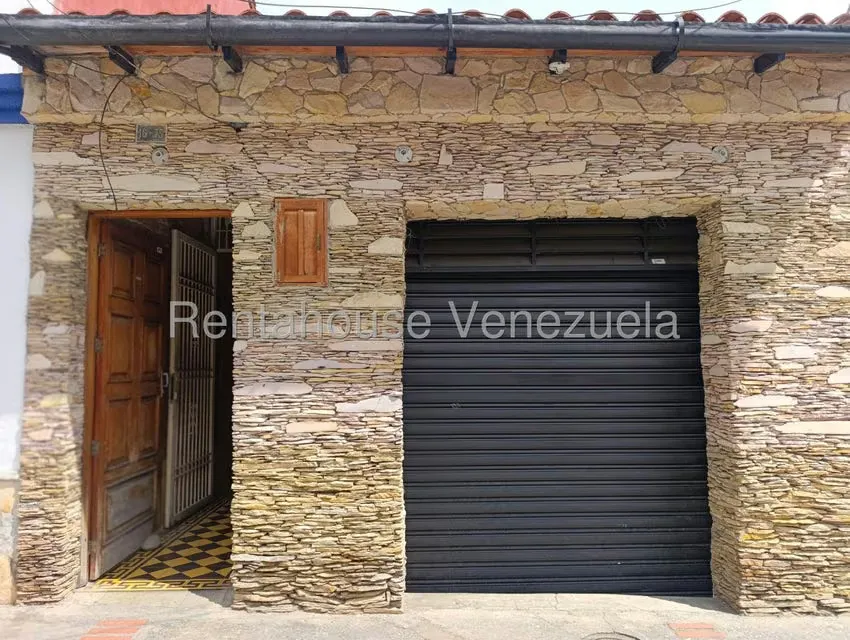 Casa (Multipes Niveles) en Venta en Avenida 7, Merida - 2