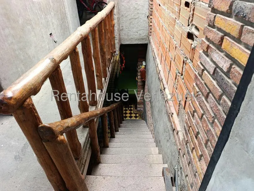 Casa (Multipes Niveles) en Venta en Avenida 7, Merida - 23