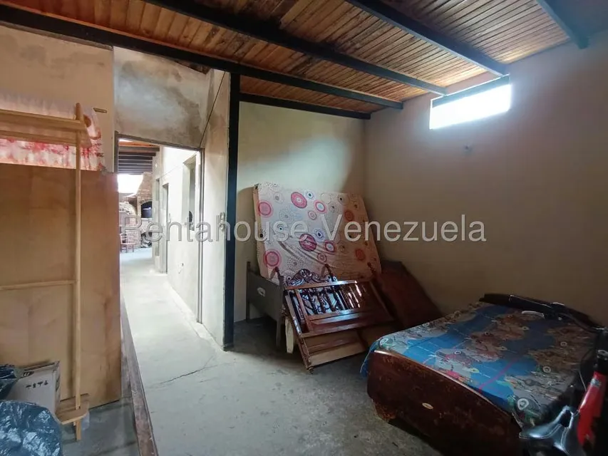 Casa (Multipes Niveles) en Venta en Avenida 7, Merida - 32