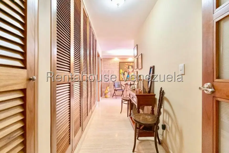 Apartamento (1 Nivel) en Venta en Alto Hatillo, Distrito Metropolitano - 28