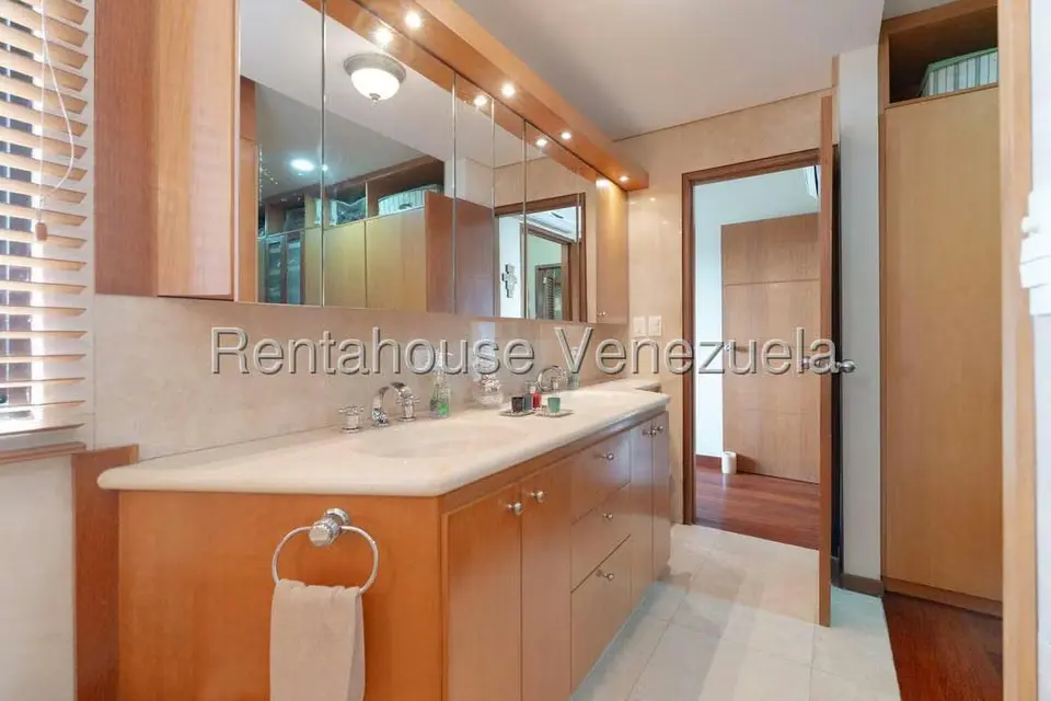 Apartamento (1 Nivel) en Venta en Alto Hatillo, Distrito Metropolitano - 34