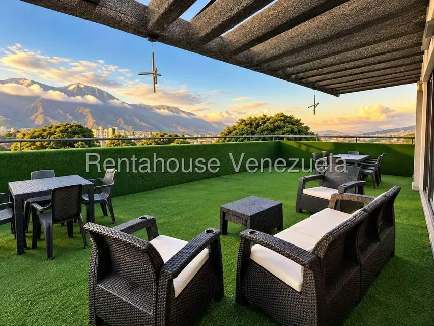 Apartamento (1 Nivel) en Alquiler en Colinas de Bello Monte, Distrito Metropolitano