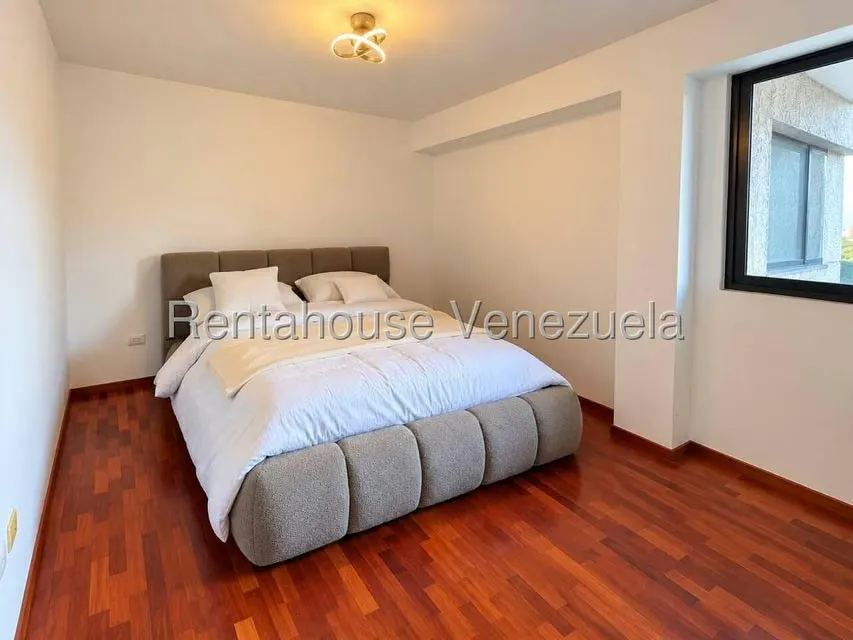 Apartamento (1 Nivel) en Alquiler en Colinas de Bello Monte, Distrito Metropolitano - 15