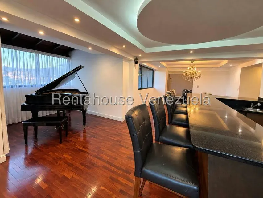 Apartamento (1 Nivel) en Alquiler en Colinas de Bello Monte, Distrito Metropolitano - 5