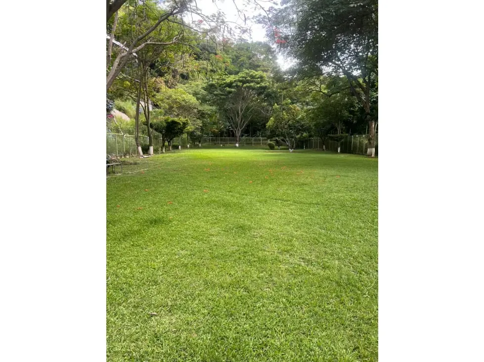 Se vende quinta 495m2 Cerro Verde 3764 - 2