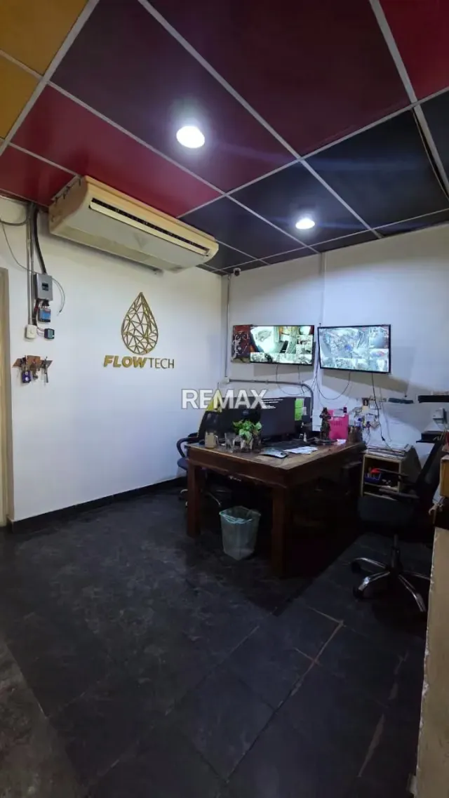 LOCAL COMERCIAL EN ALQUILER AV BOLIVAR DE NAGUANAGUA - 11