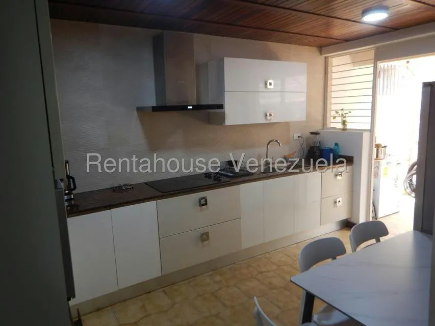 Townhouse (Duplex) en Venta en La Boyera, Distrito Metropolitano - 6