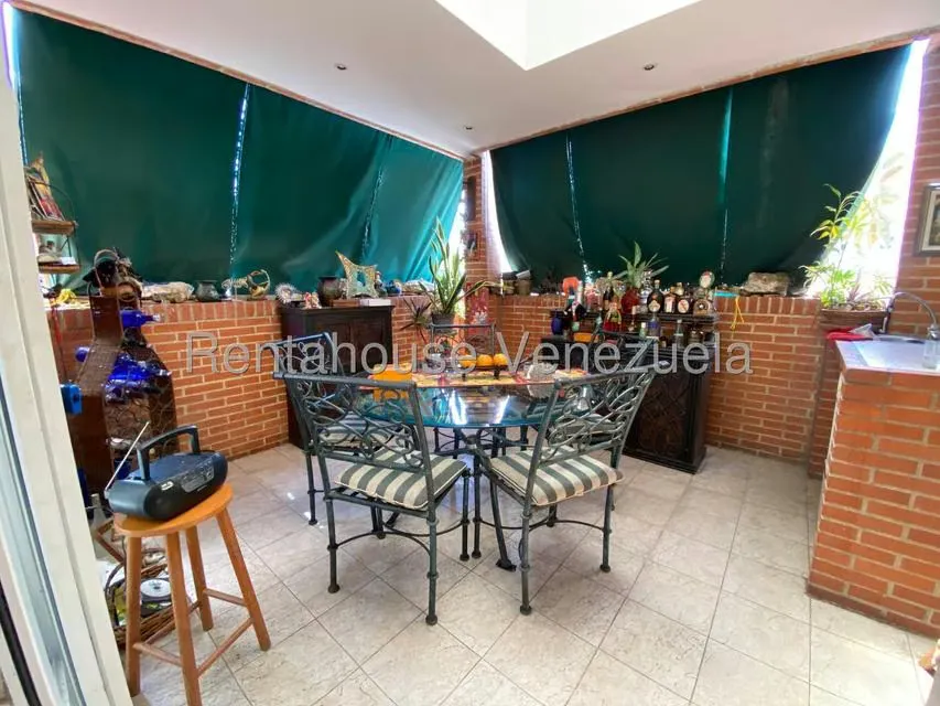 Apartamento (Duplex) en Venta en Campo Alegre, Distrito Metropolitano - 16