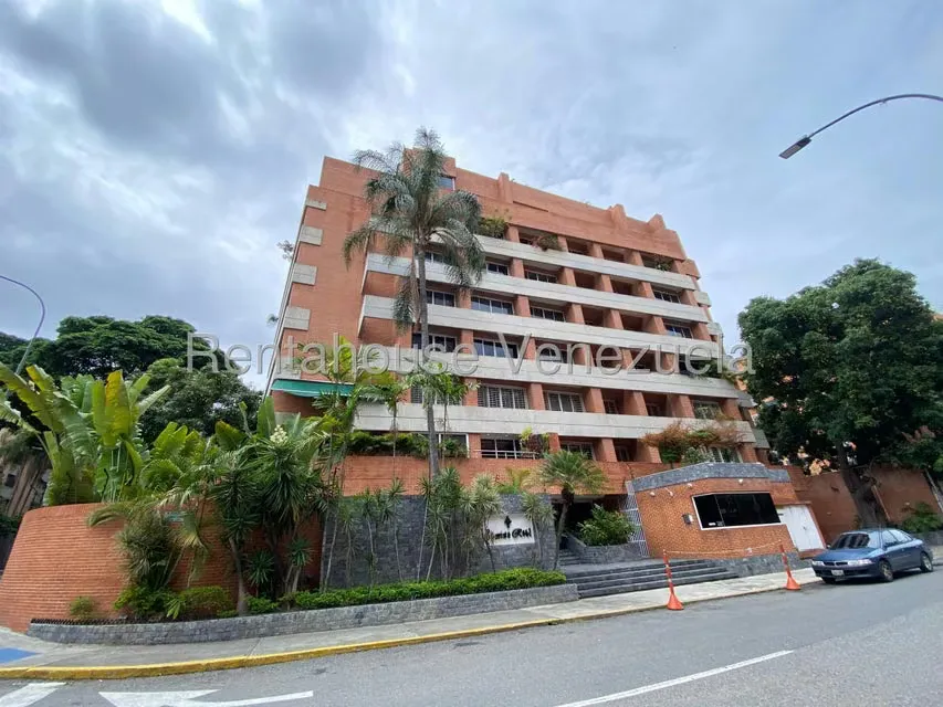 Apartamento (Duplex) en Venta en Campo Alegre, Distrito Metropolitano - 2