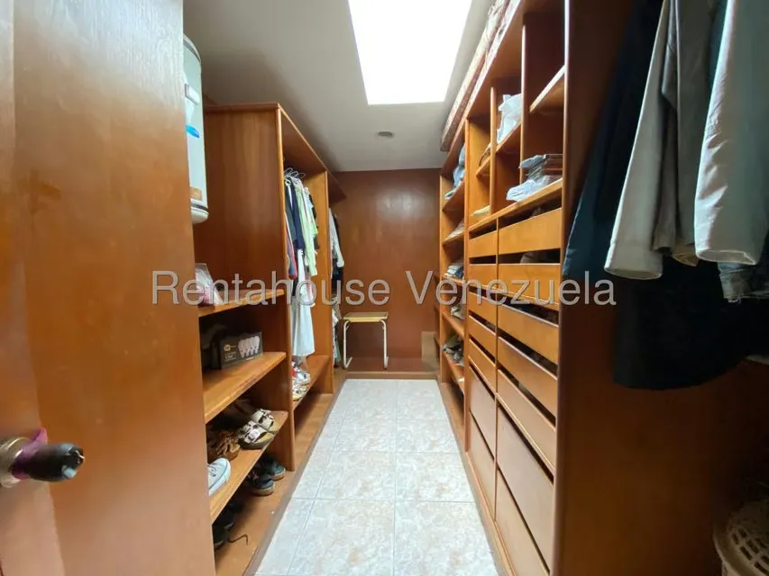 Apartamento (Duplex) en Venta en Campo Alegre, Distrito Metropolitano - 22
