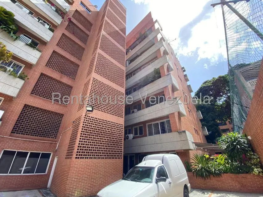 Apartamento (Duplex) en Venta en Campo Alegre, Distrito Metropolitano - 31