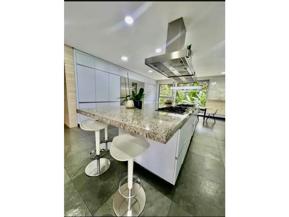 Vendo casa 2300m2 Country Club 0192 - 14