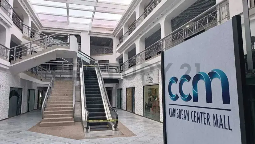 Local comercial en el centro comercial CCM en venta