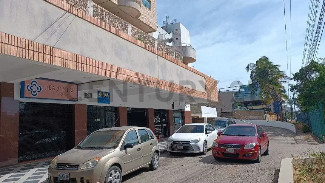 Local comercial en el centro comercial CCM en venta - 7