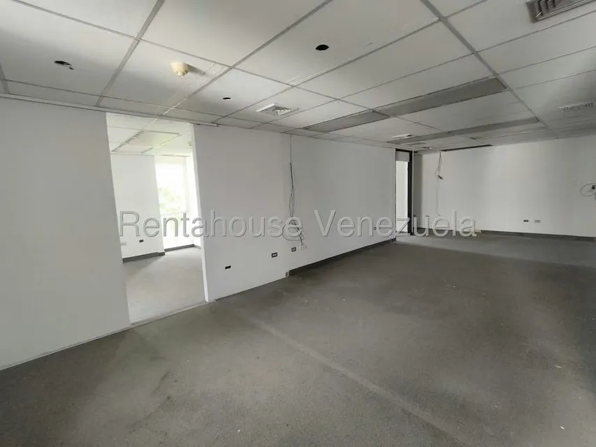 Oficina en Venta en Los Palos Grandes, Distrito Metropolitano - 7