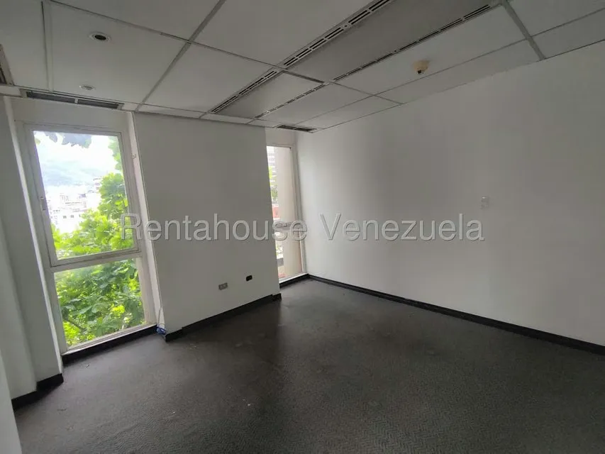 Oficina en Venta en Los Palos Grandes, Distrito Metropolitano - 8