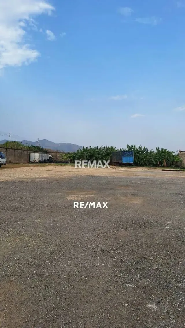 Terreno ComercialIndustrial - 4