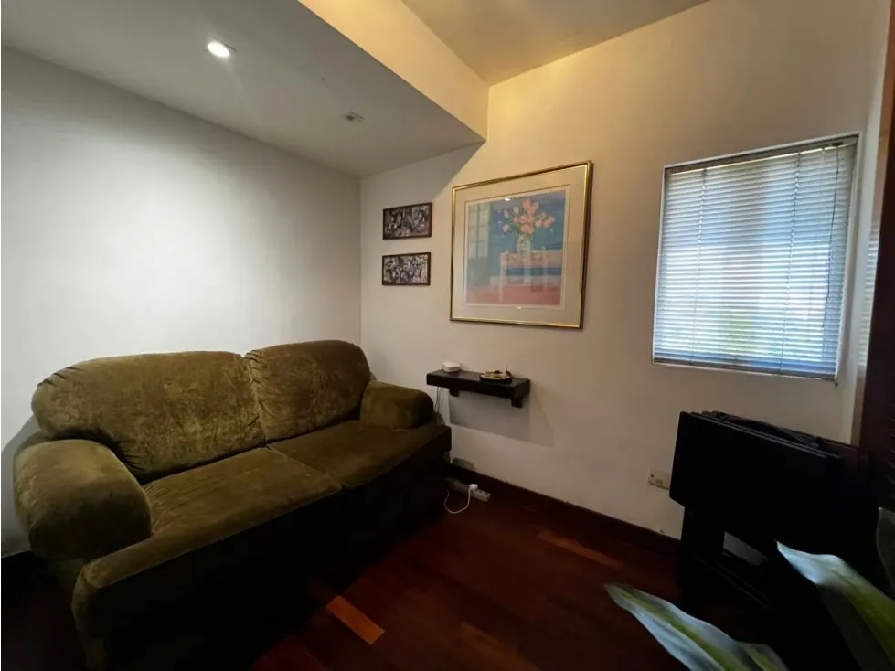 Se alquila apartamento duplex 220m2 La Unión 7740 - 9