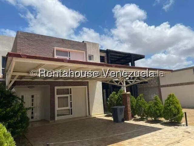 Townhouse (1 Nivel) en Venta en Punta Cardon, Falcon - 31