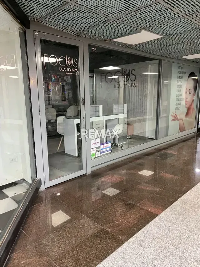 Local comercial en alquiler Plaza Las Americas Etapa 1 Nivel Oro