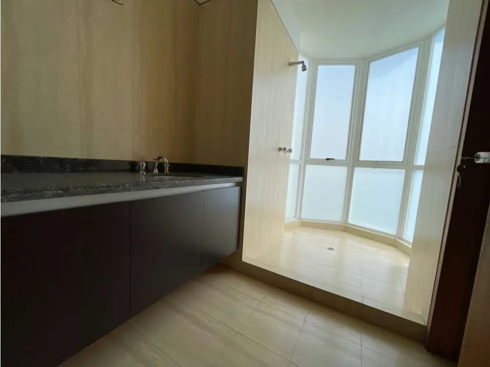 Vendo apto 170m2 2h/2b/4p Los Campitos 9637 - 8