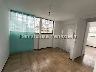 Apartamento (1 Nivel) en Alquiler en Parroquia La Candelaria, Distrito Metropolitano - 4