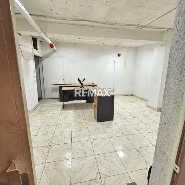 Venta Local Comercial en Los Palos Grandes - 7