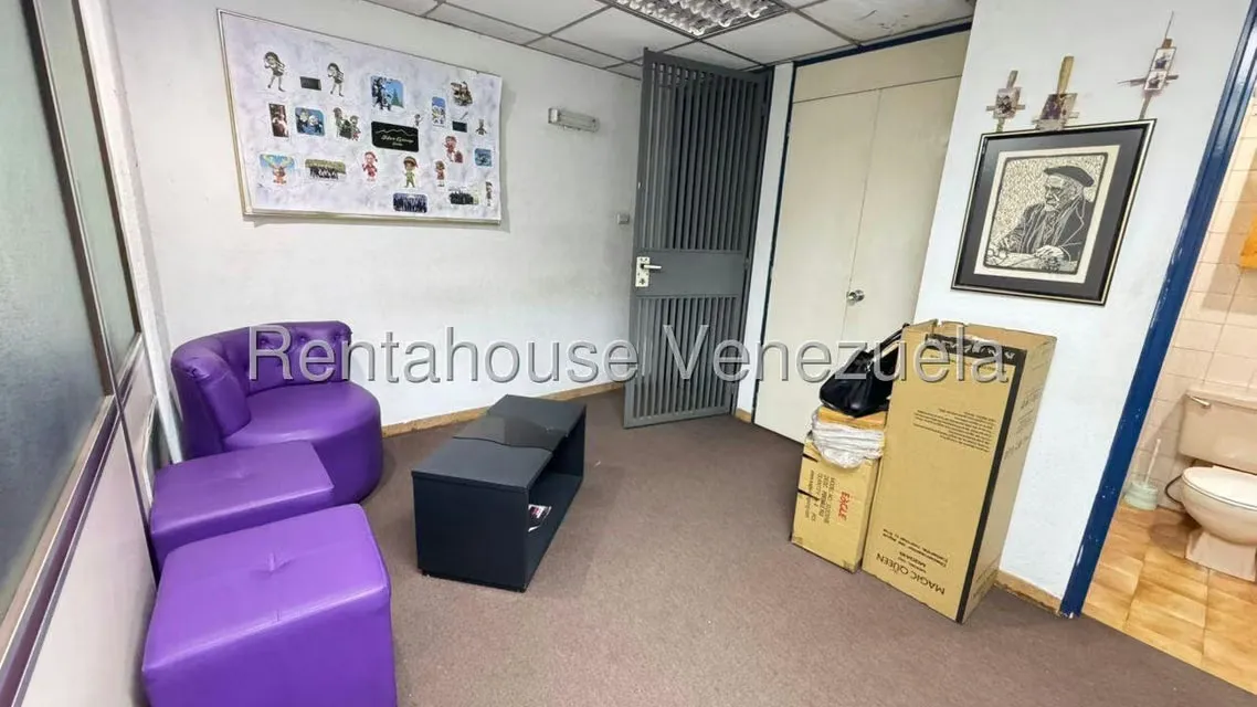 Oficina en Venta en Parroquia Altagracia, Distrito Metropolitano - 8