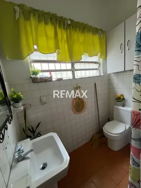 CASA CON TERRENO EN VENTA. SECTOR CENTRO ACARIGUA ESTADO PORTUGUESA. - 4