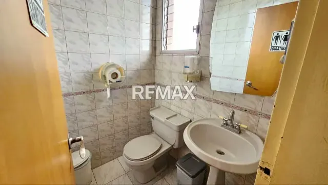 Oficina en venta Centro Profesional Plaza - 7