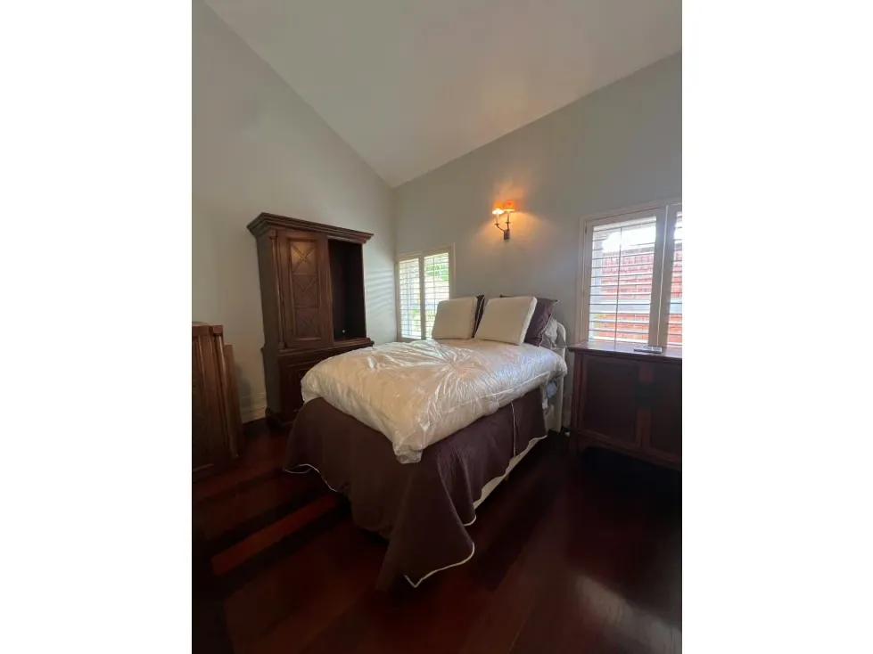 Vendo casa 727m2 Alto Hatillo 0642 - 18