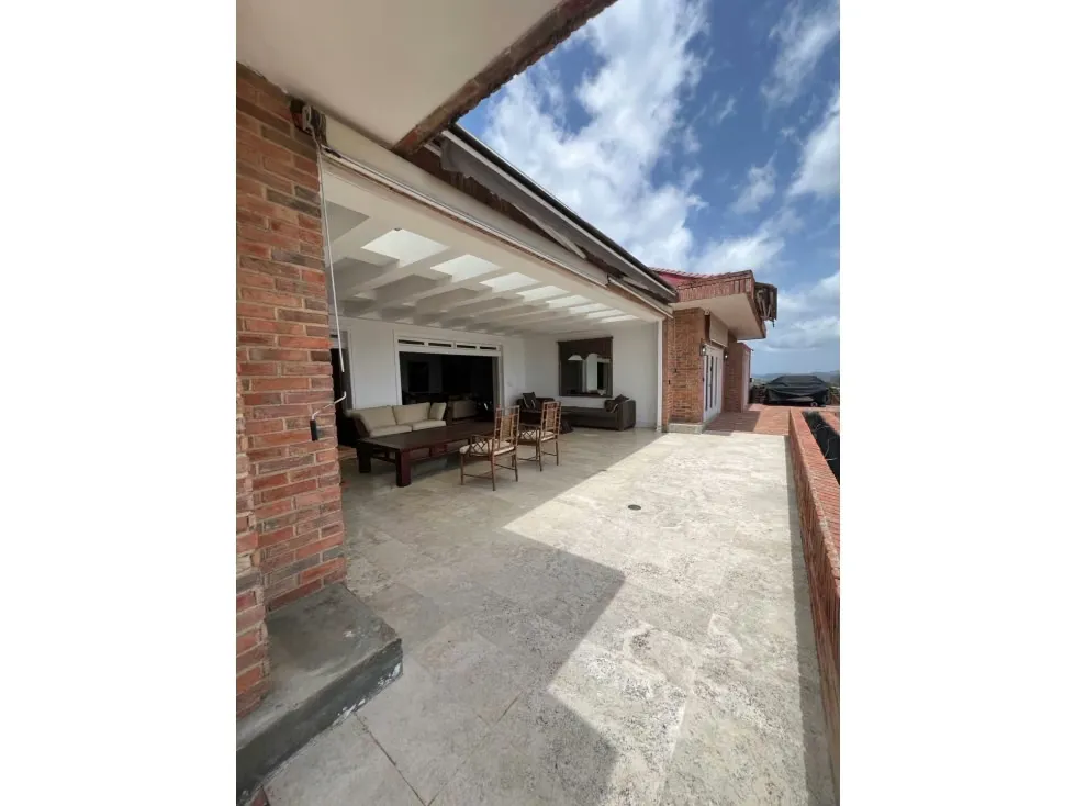 Vendo casa 727m2 Alto Hatillo 0642 - 3