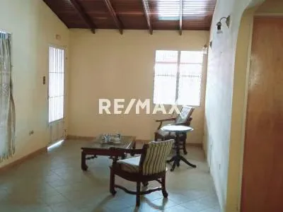 Oportunidad de Casa en Venta en Urb. Las Trinitarias. Maturín. - 3