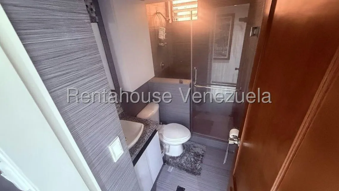 Apartamento (1 Nivel) en Venta en Colinas de La Tahona, Distrito Metropolitano - 8