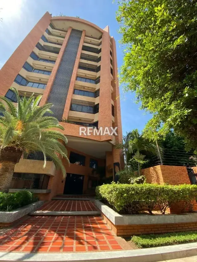 Apartamento en Residencias Paraíso, Indio Mara. En Venta