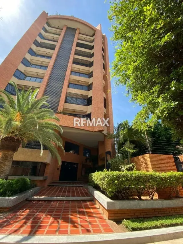 Apartamento en Residencias Paraíso, Indio Mara. En Venta