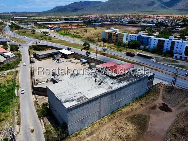 Negocios y Empresas (Mayorista y Distribucion) en Venta en La Cruz del Pastel, Nueva Esparta - 3