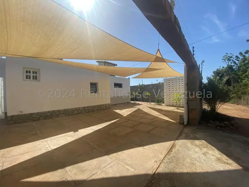 Casa (Duplex) en Venta en Guacuco, Nueva Esparta