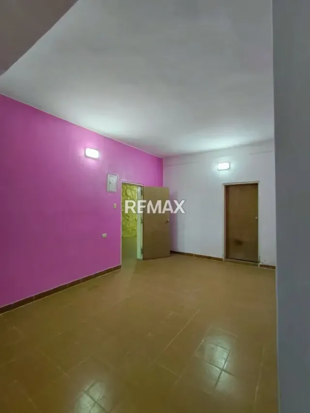 En alquiler Local Comercial 1er piso - 3