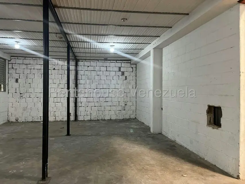 Local Comercial en Alquiler en Zona Industrial San Vicente, Aragua - 24