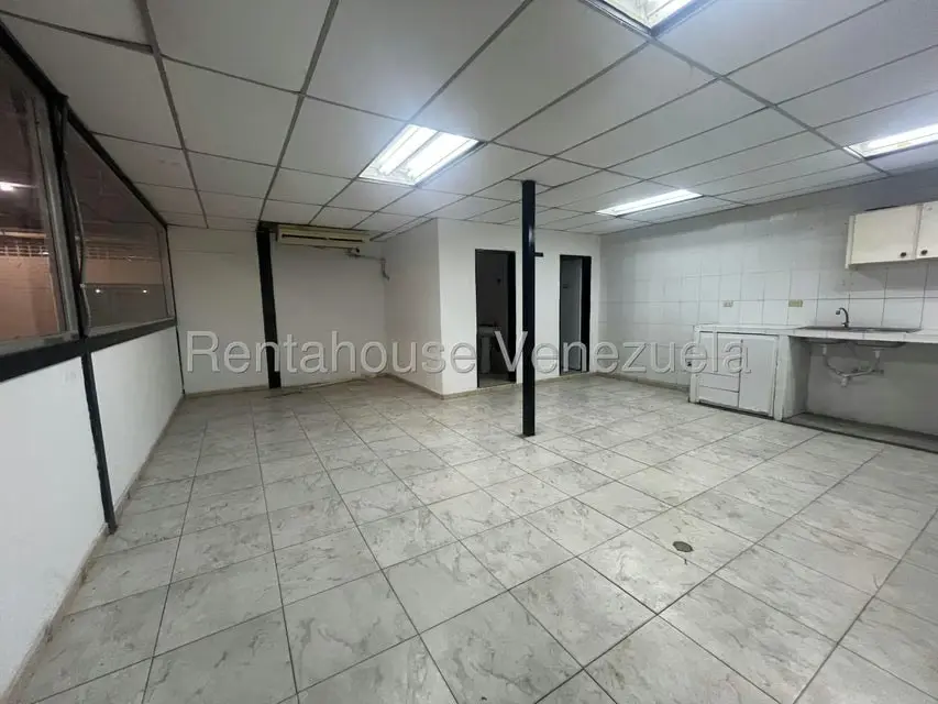 Local Comercial en Alquiler en Zona Industrial San Vicente, Aragua - 25