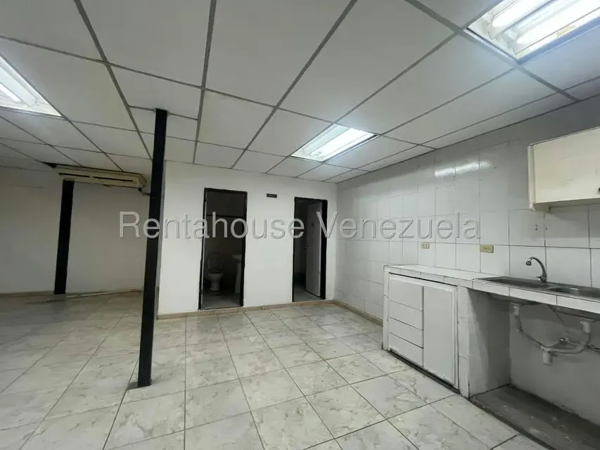 Local Comercial en Alquiler en Zona Industrial San Vicente, Aragua - 26