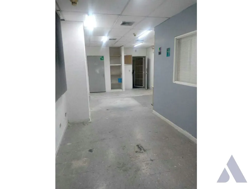 Alquilo oficina 56m2 Centro de Caracas 5065