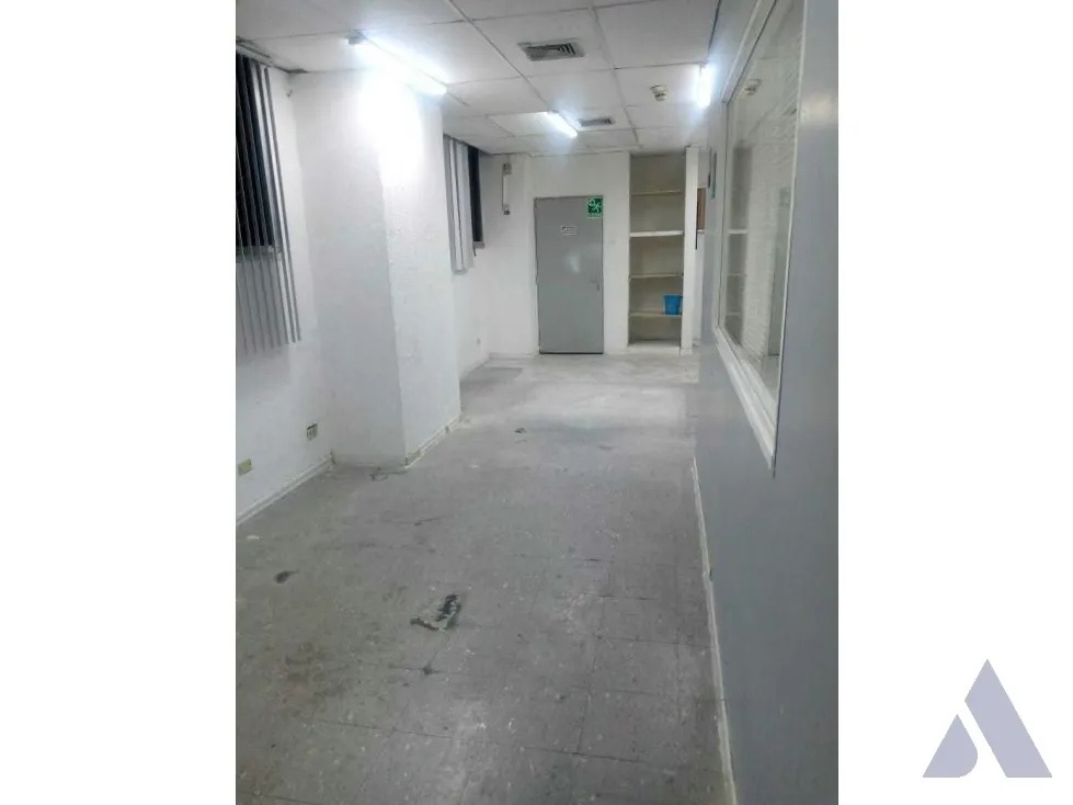 Alquilo oficina 56m2 Centro de Caracas 5065 - 7
